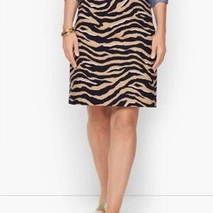 Nordstrom olive graphic skirt